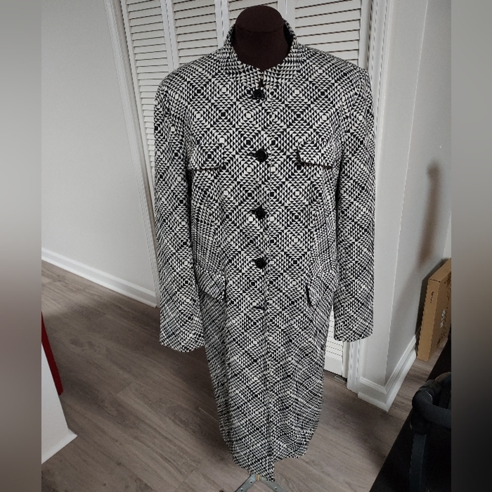 Long knit jacket sz 18